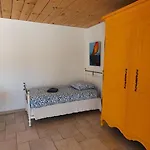 Casa de hóspedes A La Topaze #gite Calme #3 Pers #piscine Privee #cholet #wifi Debit #preau #cholet #parc Japonais #puy Du F Ou 3*