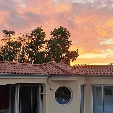 A La Topaze #gite Calme #3 Pers #piscine Privee #cholet #wifi Debit #preau #cholet #parc Japonais #puy Du F Ou Le May-sur-Èvre