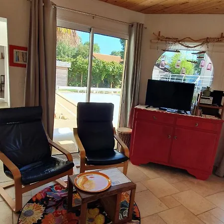 A La Topaze #gite Calme #3 Pers #piscine Privee #cholet #wifi Debit #preau #cholet #parc Japonais #puy Du F Ou 3*